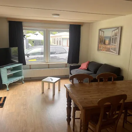 Kd 743 - Kijkduin Chalet